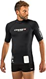 Cressi Rash Guard Man Black, Maglia Protettiva con Maniche Corte in Speciale Tessuto Elastico, Protezione Solare UV (UPF) 50+ Uomo, Nero/Logo Dive Center, S/2 (48)