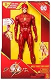 DC Comics, The Flash, Personaggio di Flash Deluxe da 30 cm, Personaggio 30 cm con 11 Punti di articolazione, luci ed Oltre 15 Suoni, Giocattolo per Bambini dai 4 Anni in su con Pile Incluse